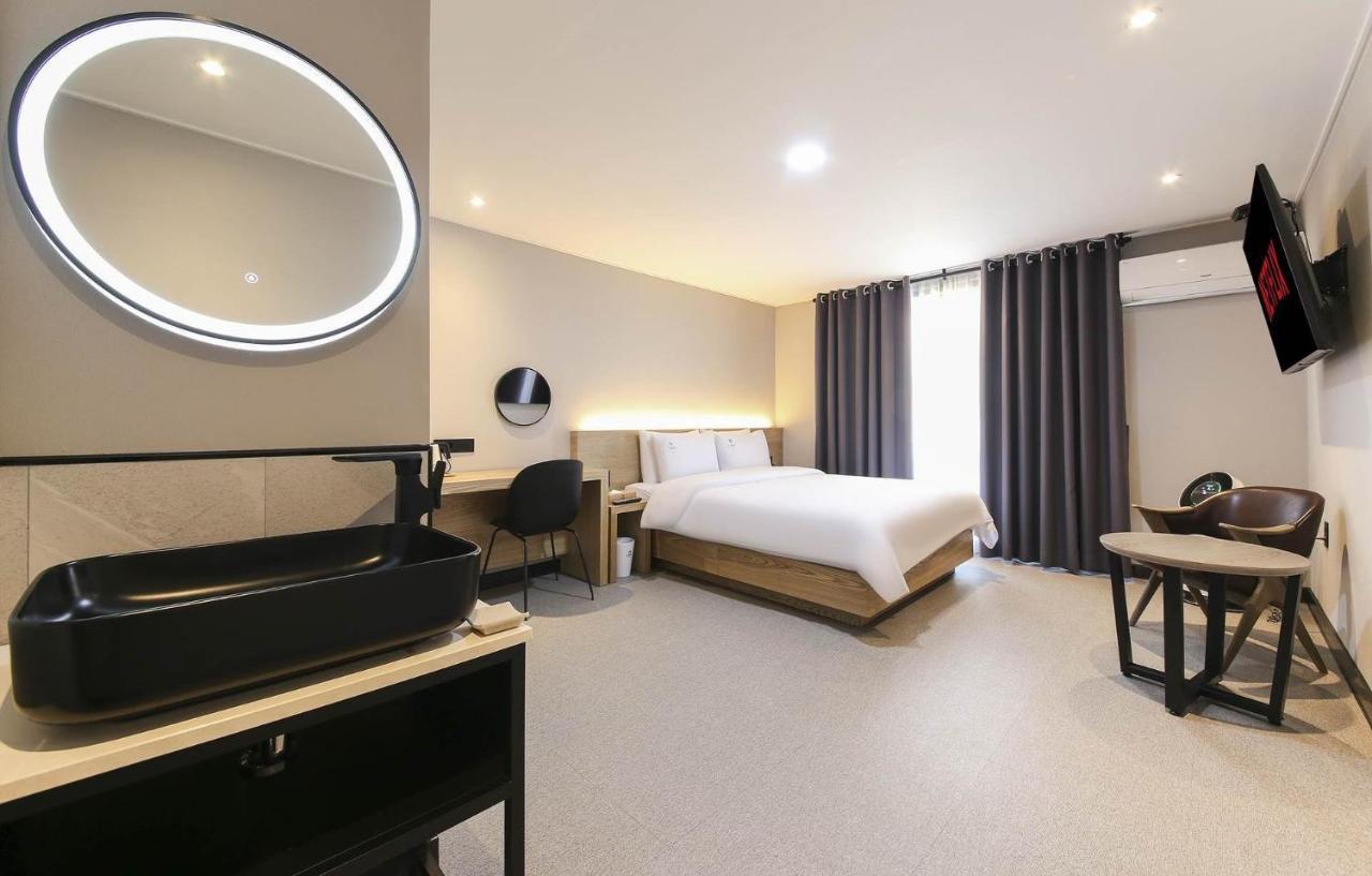 Labe Hotel Jeonju Εξωτερικό φωτογραφία