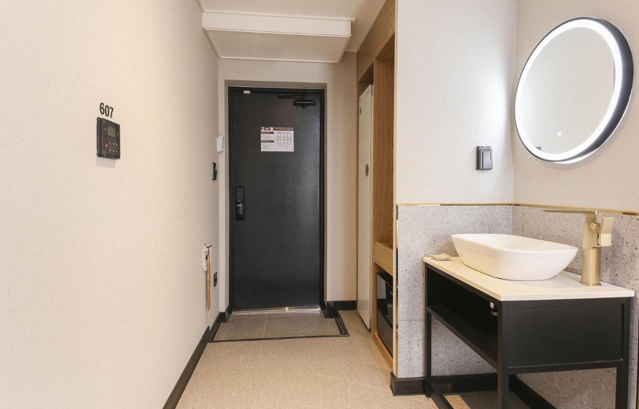 Labe Hotel Jeonju Εξωτερικό φωτογραφία