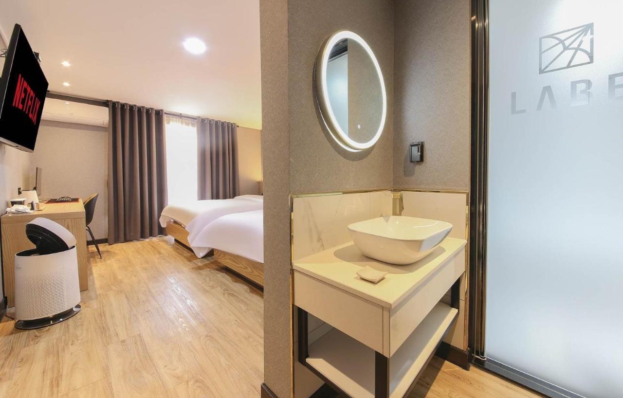 Labe Hotel Jeonju Εξωτερικό φωτογραφία