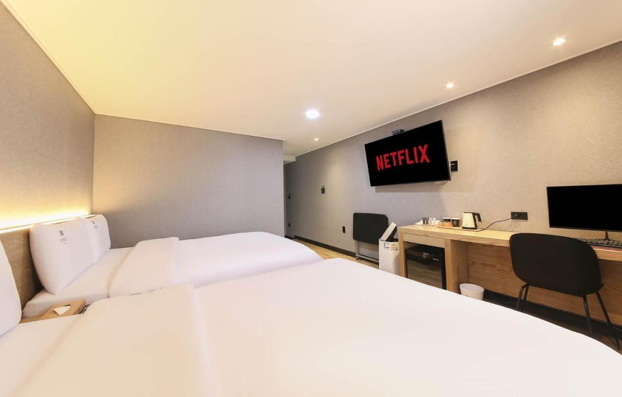 Labe Hotel Jeonju Εξωτερικό φωτογραφία