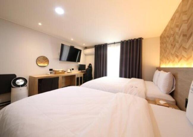 Labe Hotel Jeonju Εξωτερικό φωτογραφία